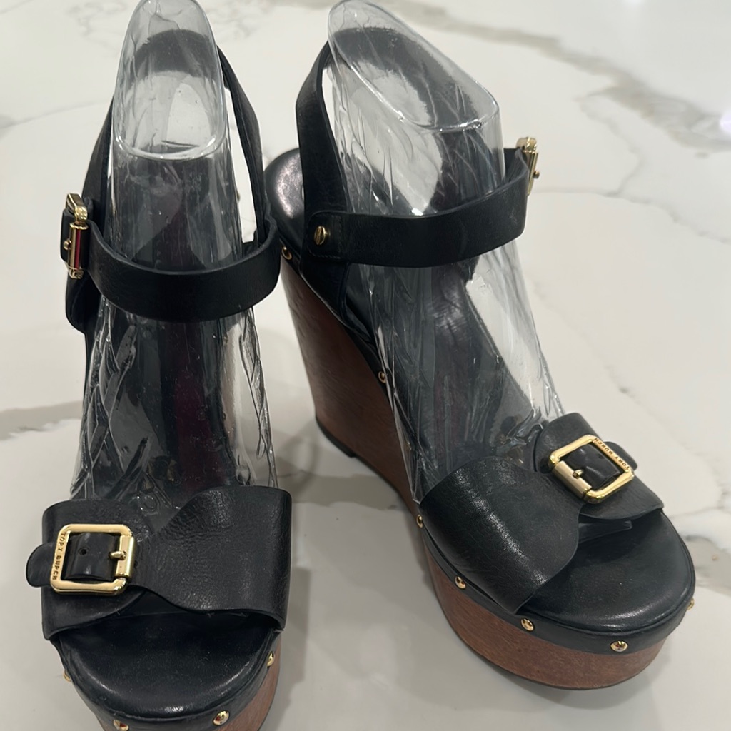 Tory Burch Black Leather Platform Wedge Sandals With Gold Buckles